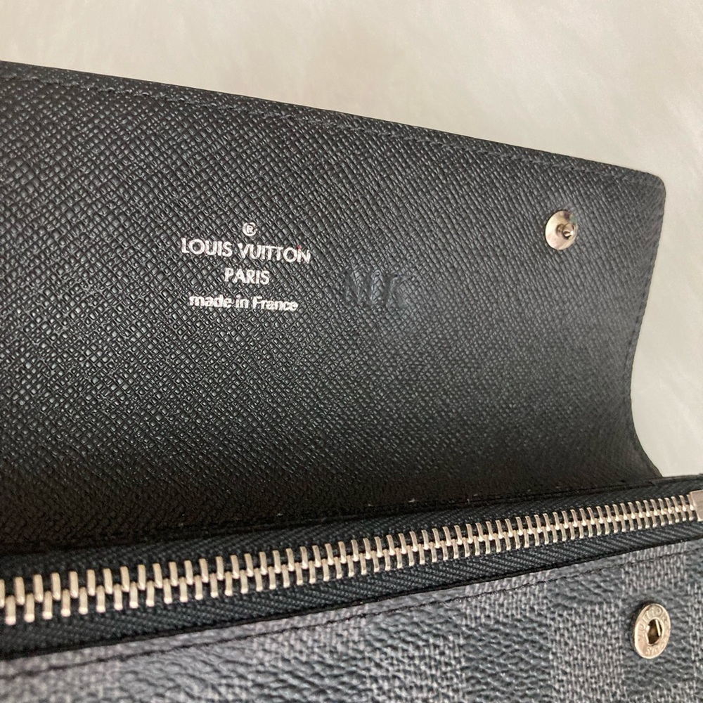 Chain Wallet amazing Condition. - Picture 14 of 15
